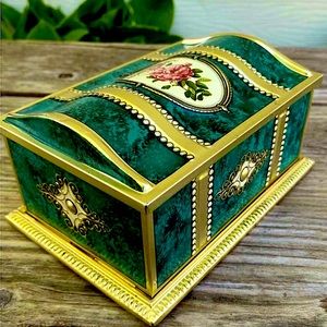Rare Vintage Linette Victorian Style Decorative Tin Trinket Box